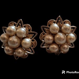 Vintage Faux Pearl Screwback Earrings